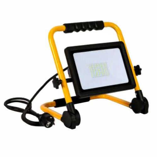 PROIETTORE LED W 50 PORTATILE            62672 FME